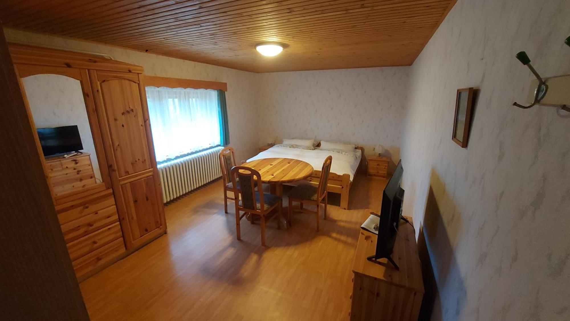 Erzhof Nassau- Gaestezimmer An Der Loipe